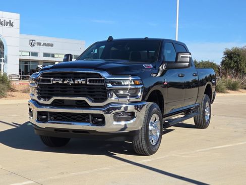 New 2026 RAM 2500 Tradesman AWD/4WD image 3