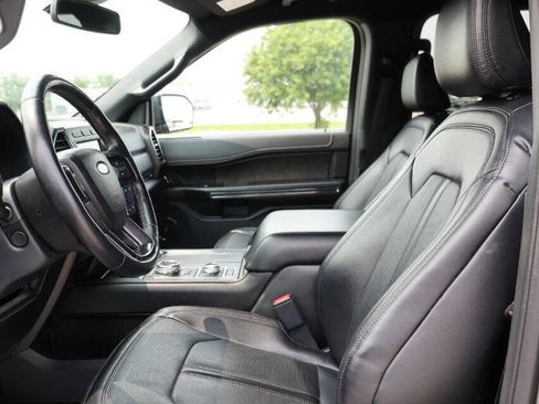 Used 2021 Ford Expedition Limited image 13