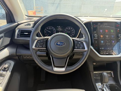 Used 2025 Subaru Ascent Premium AWD/4WD image 8