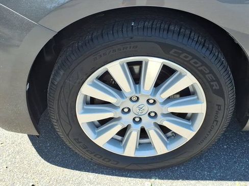 Used 2017 Toyota Sienna XLE w/ XLE Navigation Package AWD/4WD image 9