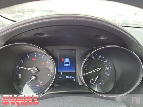 Used 2021 Toyota C-HR LE image 4