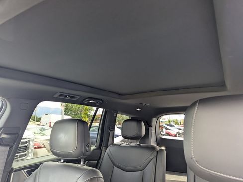 Used 2021 Cadillac XT6 Premium Luxury AWD/4WD image 29