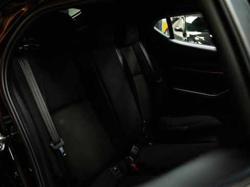 Used 2022 MAZDA MAZDA3 s image 11