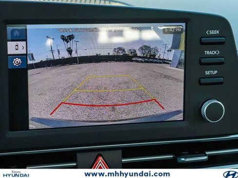 New 2026 Hyundai Elantra SEL Sport FWD image 25
