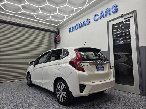 Used 2016 Honda Fit EX image 3