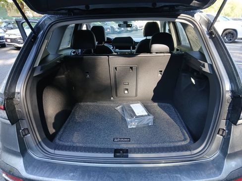 New 2026 Volkswagen Taos SEL AWD/4WD image 22