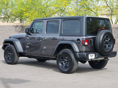 Used 2026 Jeep Wrangler Sport image 7