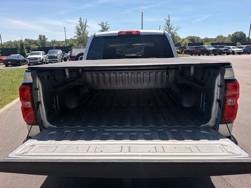 Used 2018 Chevrolet Silverado 1500 LT w/ All Star Edition AWD/4WD image 10