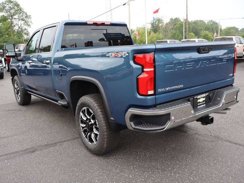 New 2026 Chevrolet Silverado 2500 LTZ w/ LTZ Convenience Package AWD/4WD image 3