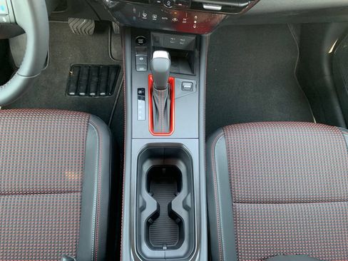 New 2026 Nissan Kicks SR FWD image 16