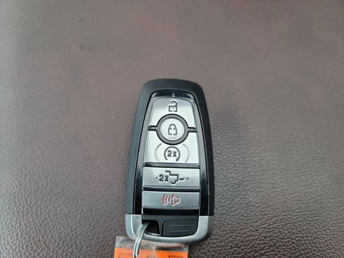 Used 2022 Ford F150 Lariat w/ Equipment Group 502A High image 25