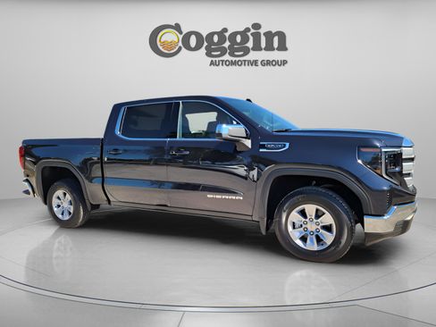 New 2026 GMC Sierra 1500 SLE w/ Preferred Package image 17