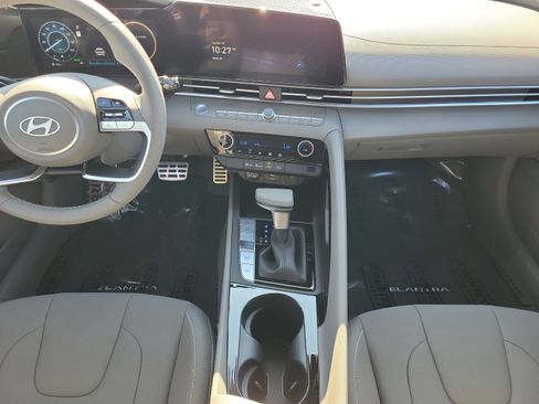 New 2026 Hyundai Elantra SEL FWD image 12
