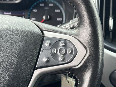 Used 2020 Chevrolet Colorado LT w/ LT Convenience Package image 7