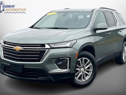 Used 2023 Chevrolet Traverse LT