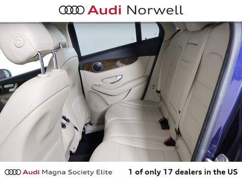 Used 2017 Mercedes-Benz GLC 300 4MATIC image 24