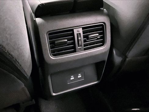New 2025 Nissan Rogue SV image 39