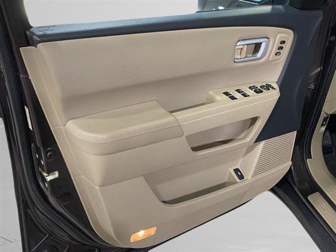 Used 2015 Honda Pilot Touring image 24