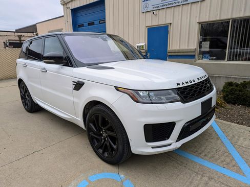 Used 2018 Land Rover Range Rover Sport HSE Dynamic image 13