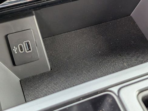 New 2025 Ford F150 Lariat w/ Equipment Group 501A Mid image 19