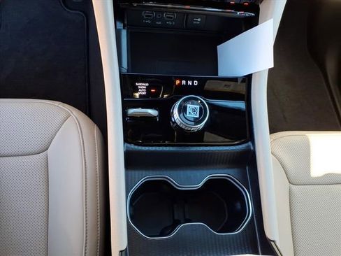 New 2025 Jeep Grand Cherokee L Limited w/ Luxury Tech Group II image 49