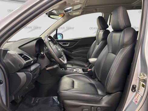 Used 2019 Subaru Forester Limited AWD/4WD image 9