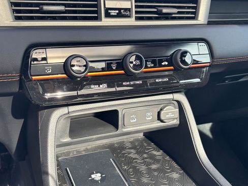 New 2026 Honda Pilot TrailSport image 8