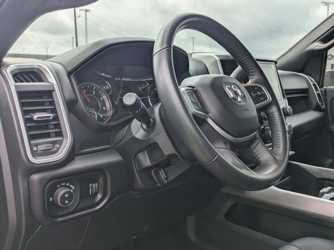 Used 2024 RAM 2500 Lone Star w/ Sport Appearance Package image 9