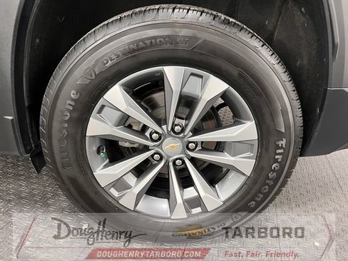 Used 2025 Chevrolet Equinox LT FWD image 23