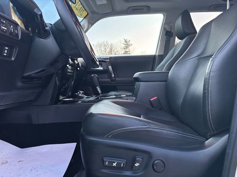 Used 2021 Toyota 4Runner Nightshade image 18