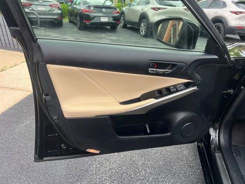 Used 2016 Lexus IS 300 AWD w/ Navigation System Package image 8