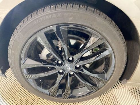 Used 2022 Chevrolet Malibu LT w/ Sport Edition FWD image 22