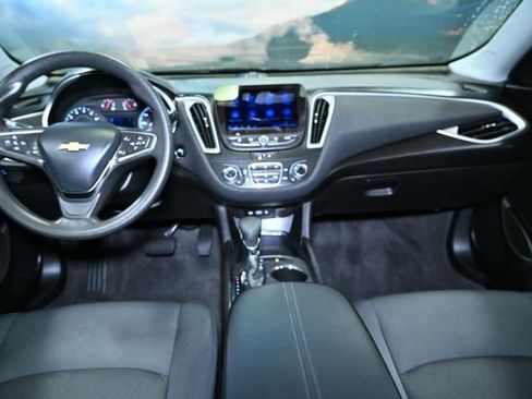 Used 2024 Chevrolet Malibu LT image 46