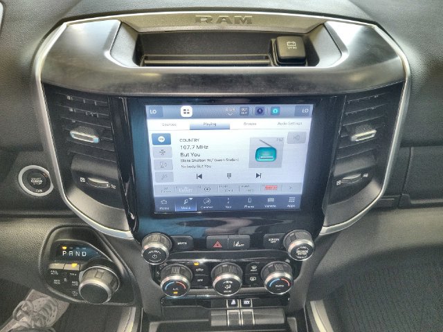 Used 2022 RAM 1500 Big Horn AWD/4WD image 16