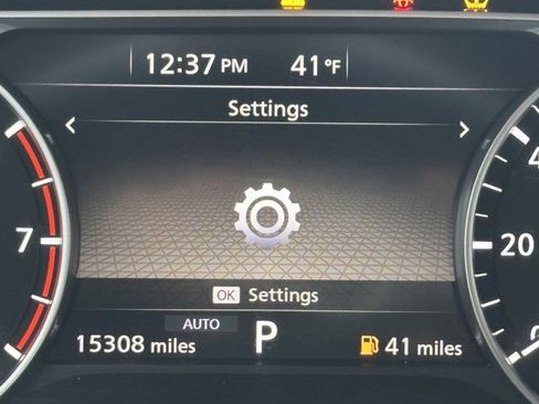 Certified 2023 Nissan Rogue SV image 40