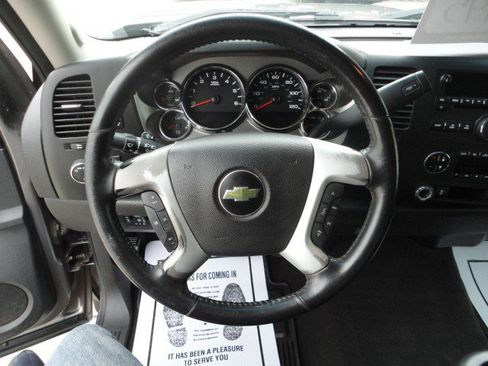 Used 2012 Chevrolet Silverado 2500 LT w/ Interior Plus Package image 5