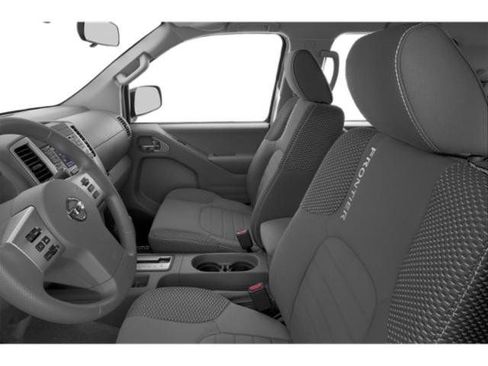 Used 2015 Nissan Frontier Desert Runner RWD image 13