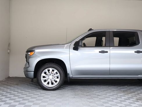 Used 2025 Chevrolet Silverado 1500 Custom RWD image 8