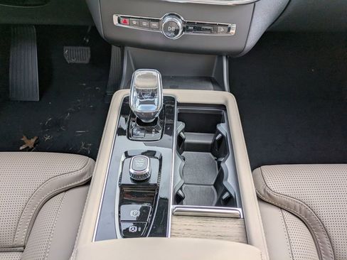 New 2026 Volvo XC90 B6 Ultra AWD/4WD image 18
