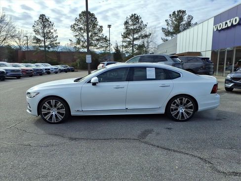 Used 2022 Volvo S90 B6 Inscription w/ Advanced Package image 8
