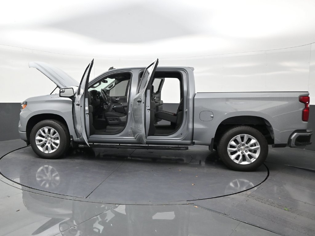 Used 2024 Chevrolet Silverado 1500 Custom RWD image 29