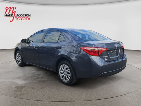 Used 2017 Toyota Corolla LE FWD image 12