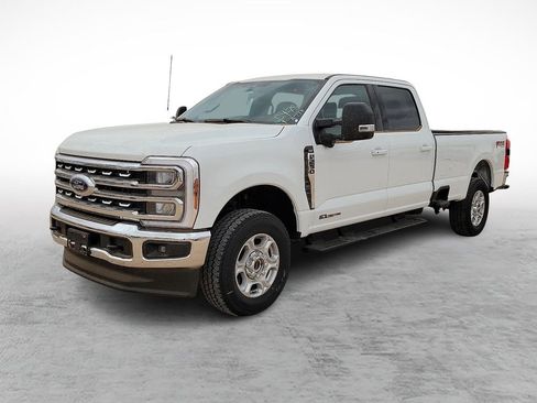 New 2026 Ford F250 XLT w/ XLT Premium Package image 5