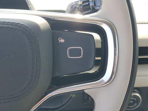 New 2026 Lincoln Navigator Reserve AWD/4WD image 18