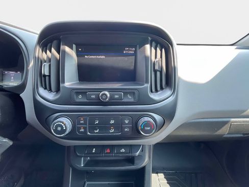 Used 2022 Chevrolet Colorado W/T w/ WT Convenience Package RWD image 30