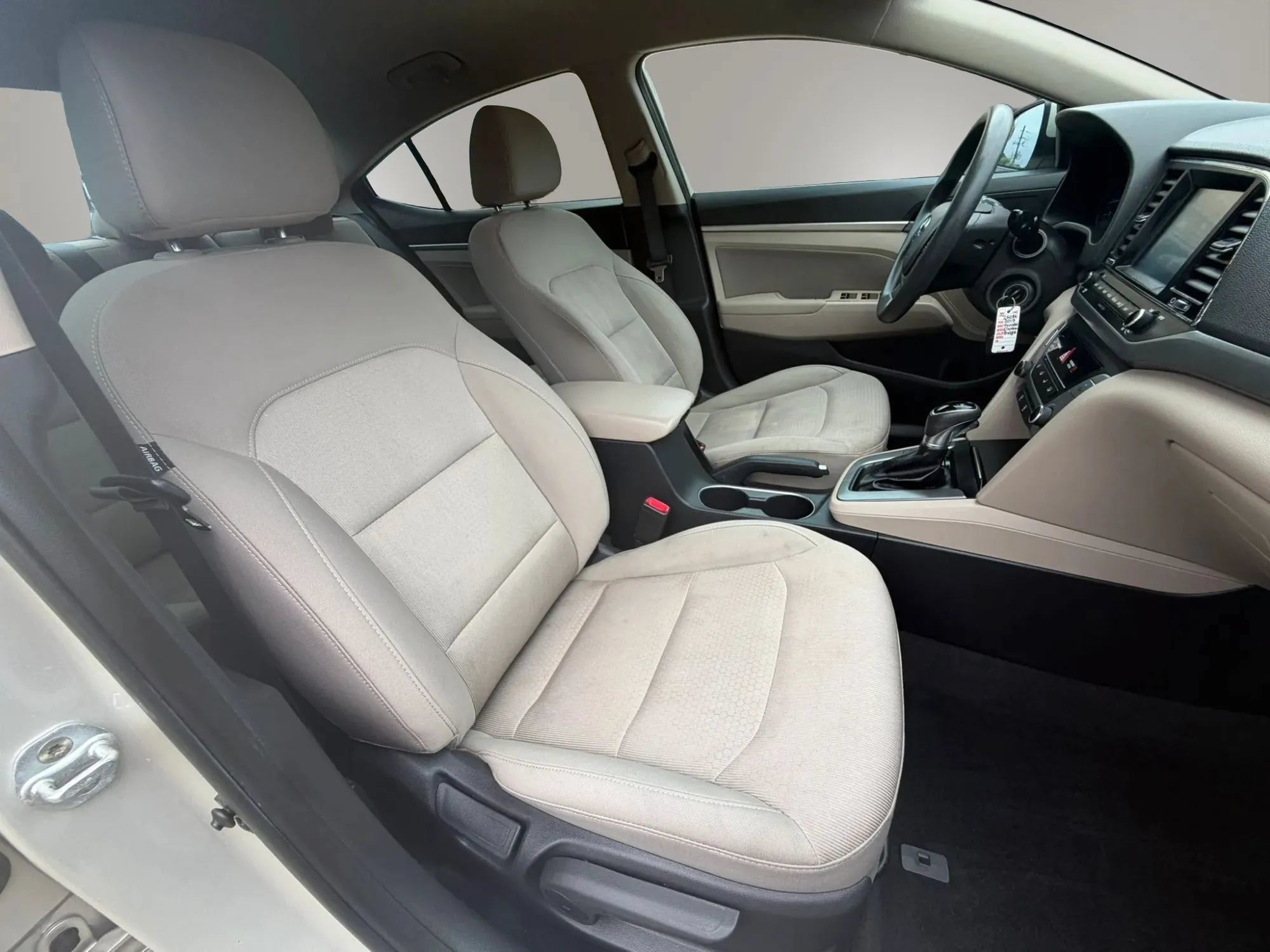 Used 2017 Hyundai Elantra SE FWD image 31