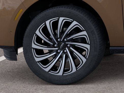 New 2026 Lincoln Navigator Black Label AWD/4WD image 19