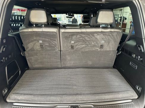Used 2023 Jeep Wagoneer Series II AWD/4WD image 42