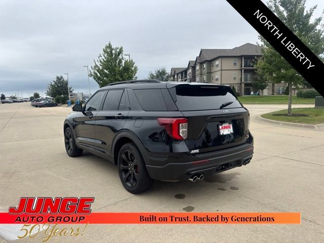 Certified 2023 Ford Explorer ST w/ Technology Package AWD/4WD image 5
