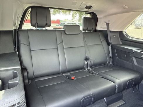 Used 2024 Toyota Sequoia Limited AWD/4WD image 33